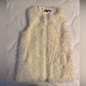 Faux Fur Cream Color Vest Size Small NWT